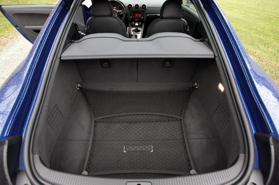 Багажник Audi TT RS Coupe (8J) 2011 года  (NA) (фото 19 из 39)